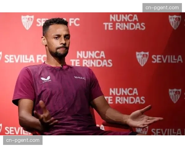 索乌头球回做助攻扳平，塞维利亚中场高空球处理展现价值