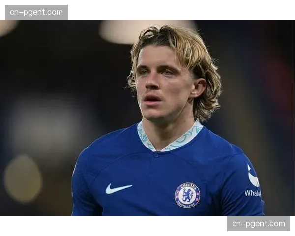 埃里克加西亚全能切换：后腰右后卫中场三位置轮转